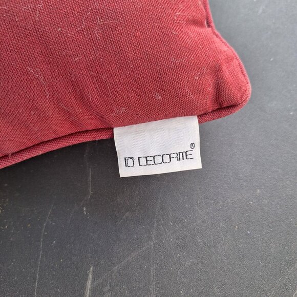 HALLMARK SHOEBOX DECORATIVE PILLOW ..."GARAGE SALES DON'T GIVE RECEIPTS" - Picture 9 of 9